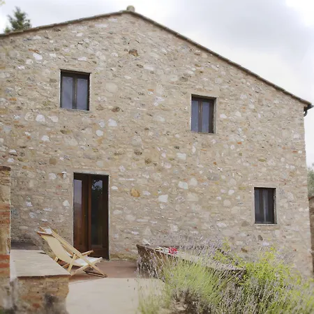 Di Gello カントリーハウス モンテカティーニ・ヴァル・ディ・チェーチナ